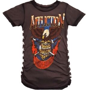 🦅Affliction Graphic Shortsleeve Black-Wash Top. Women's Size: X-Small.